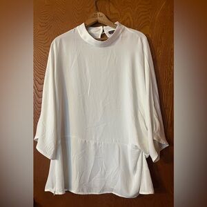 Vince Camuto White Blouse XL